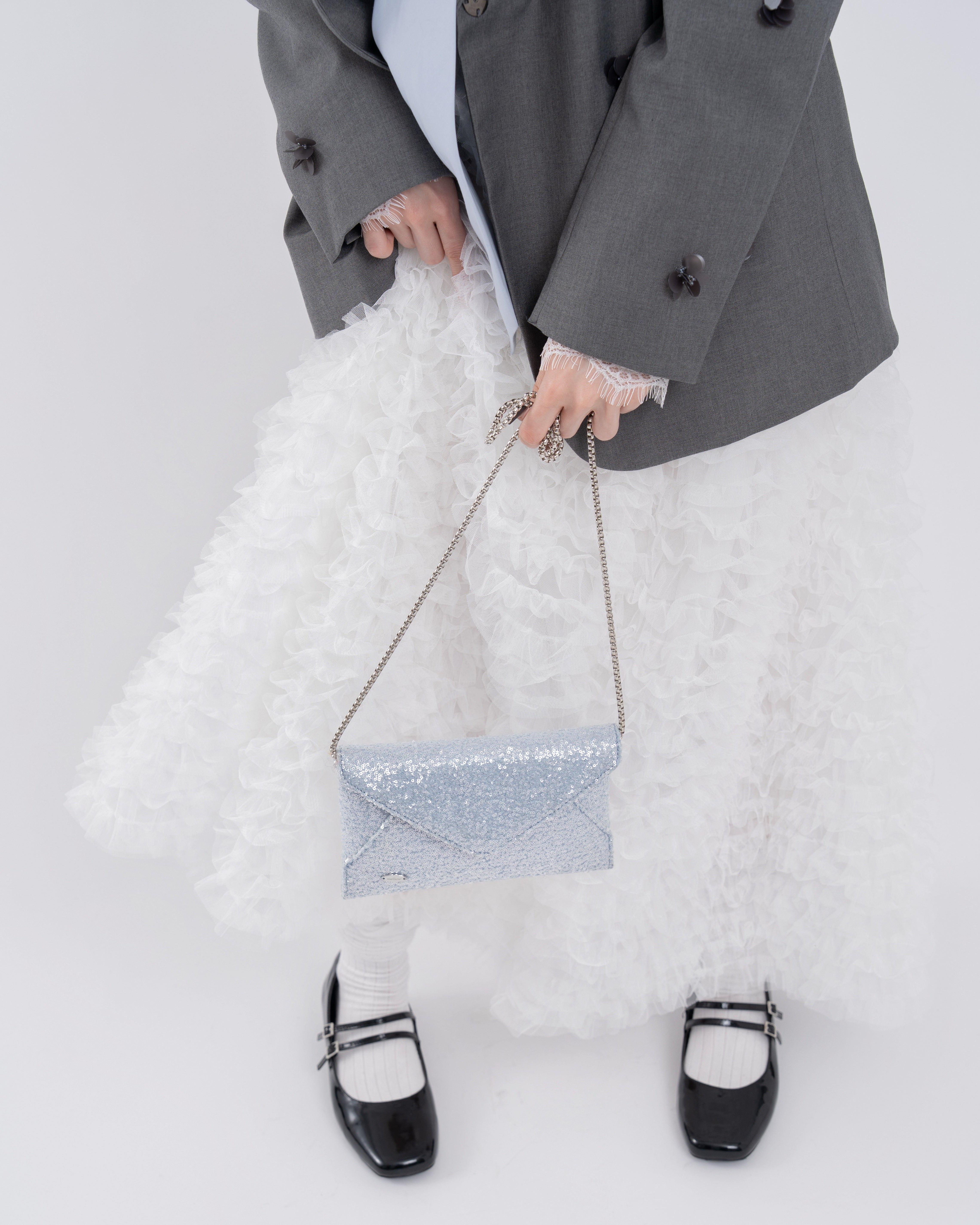 ボリュームフリルチュールスカート