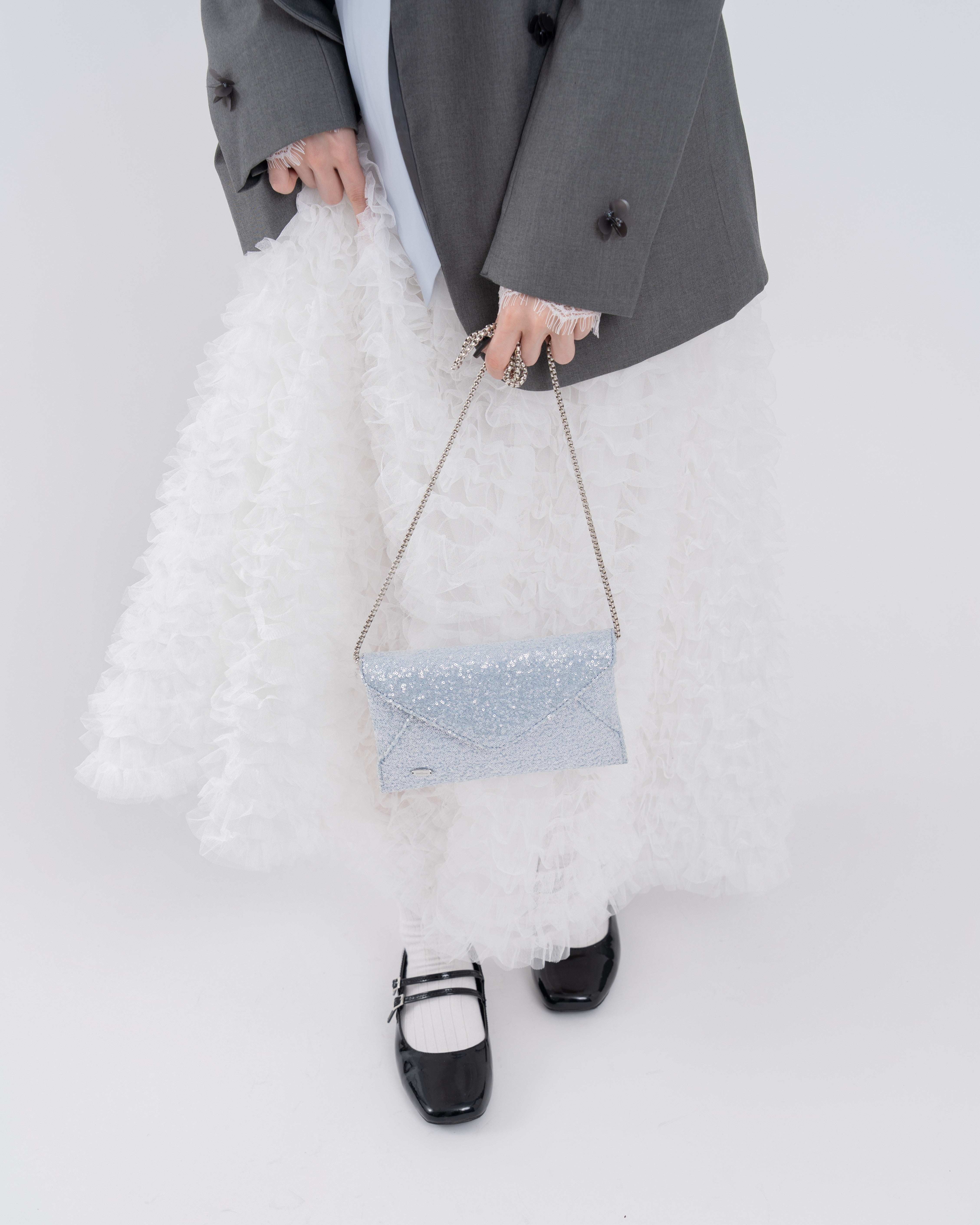 ボリュームフリルチュールスカート