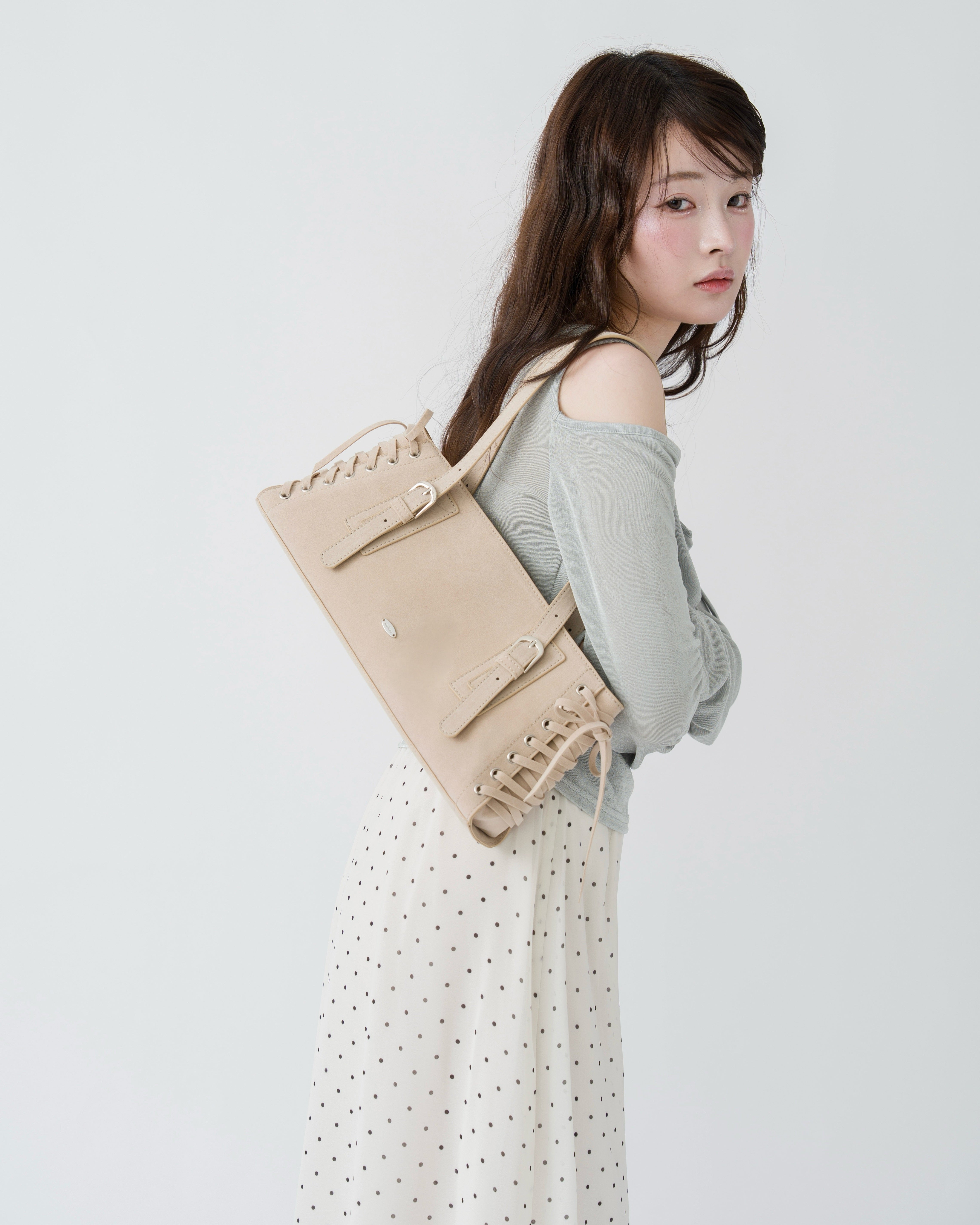 【予約】レースアップスウェードライクスクエアバッグ