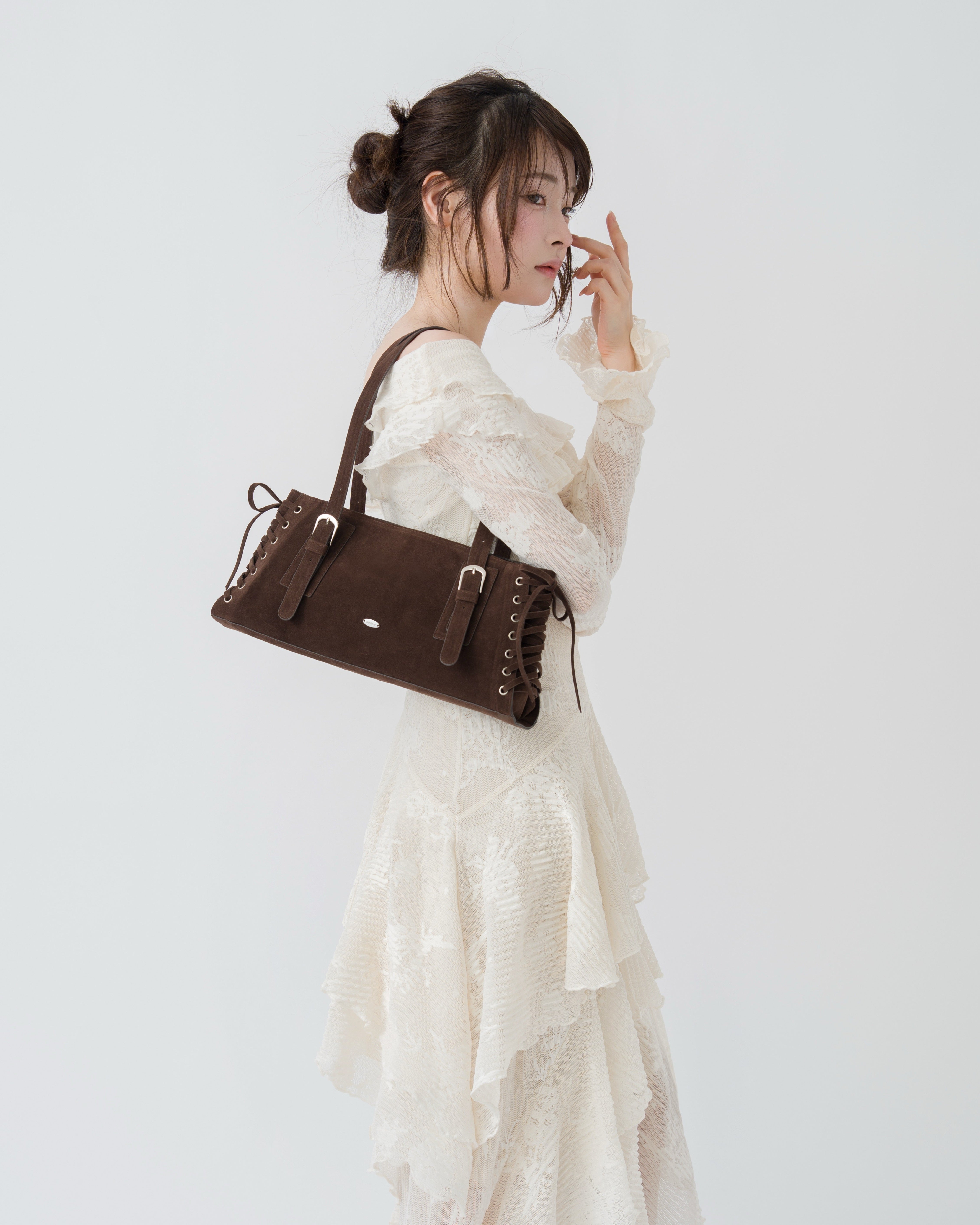 【予約】レースアップスウェードライクスクエアバッグ