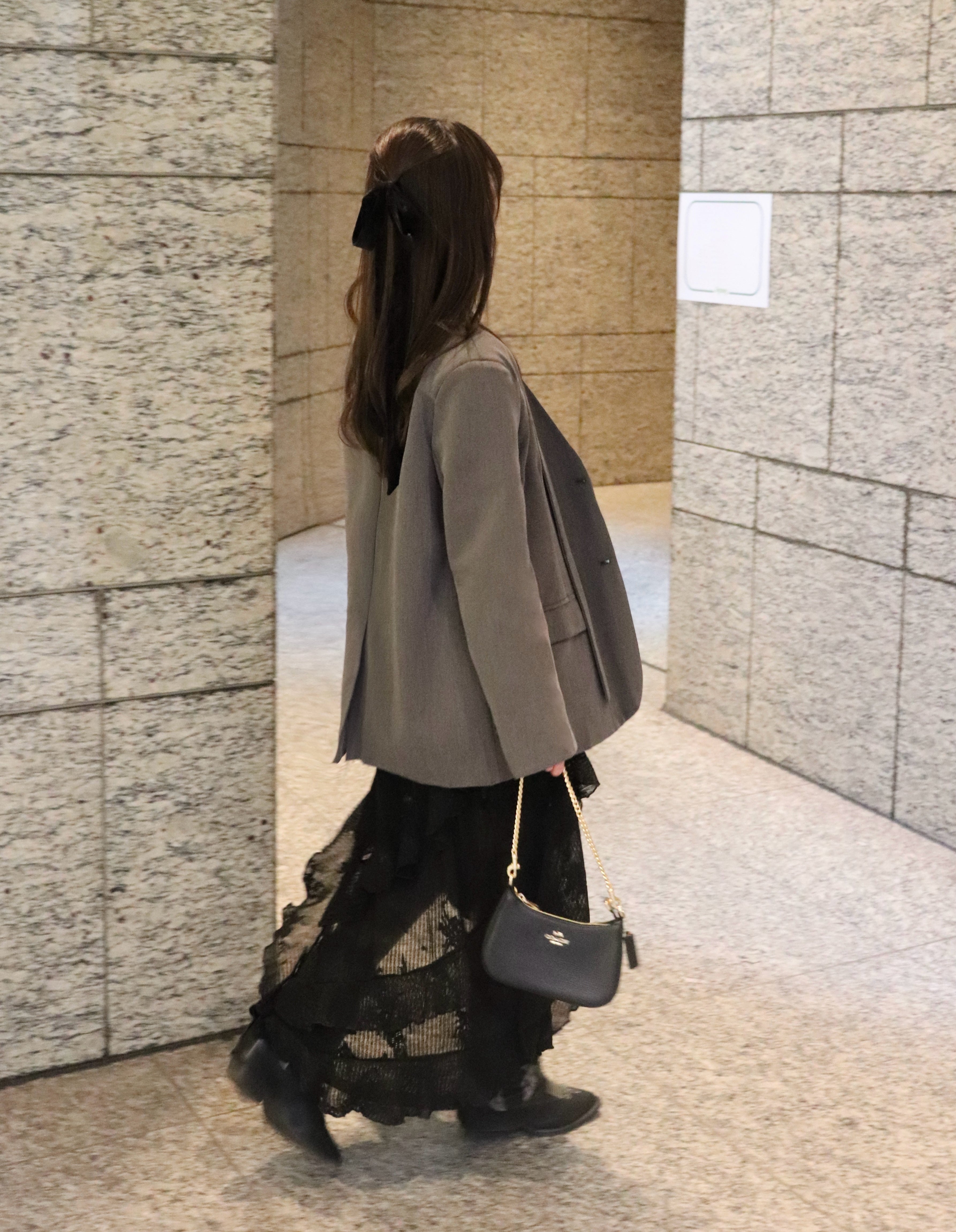 【予約】リボンタイノーカラージャケット