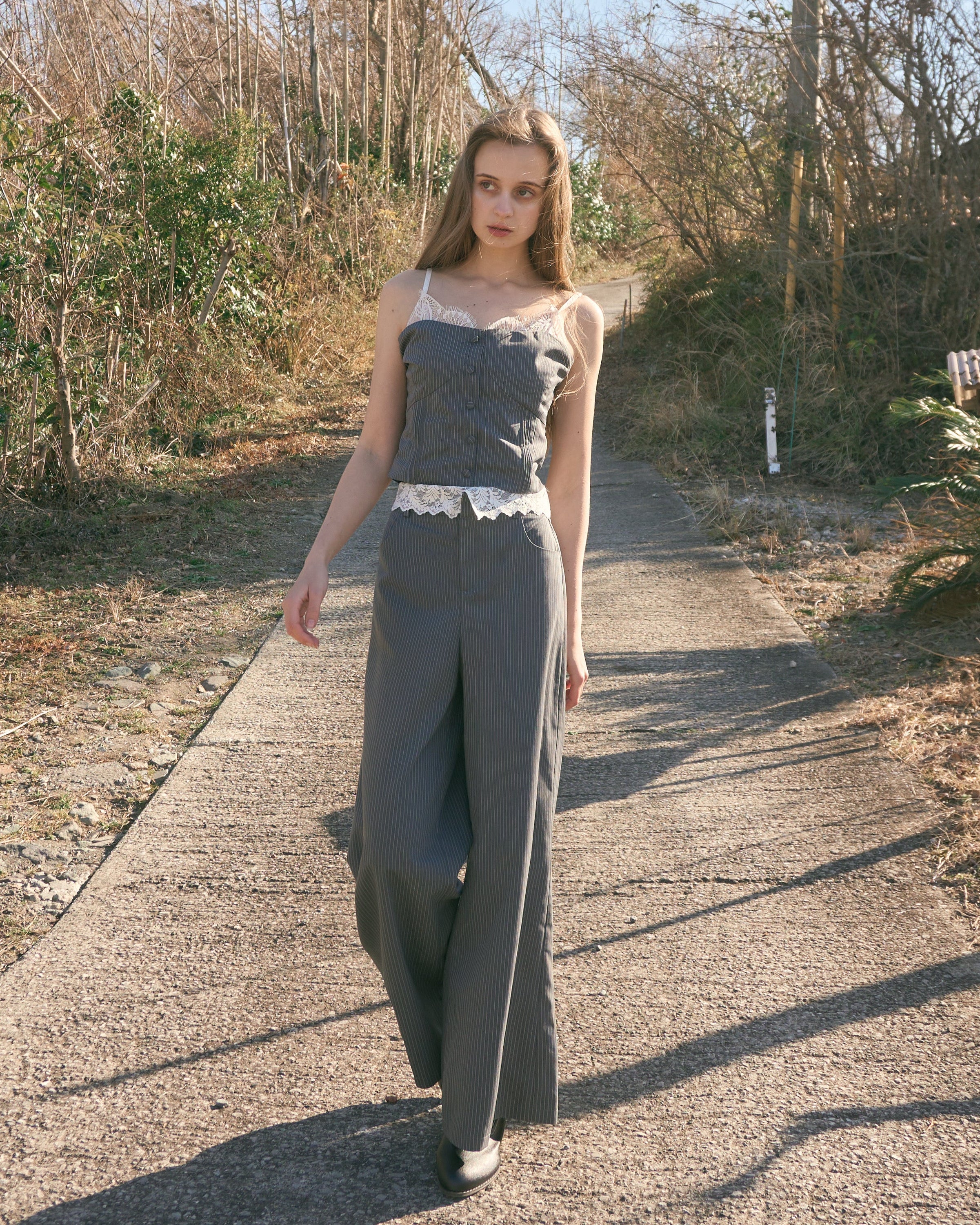 【予約】レースレイヤードキャミソールパンツセットアップ