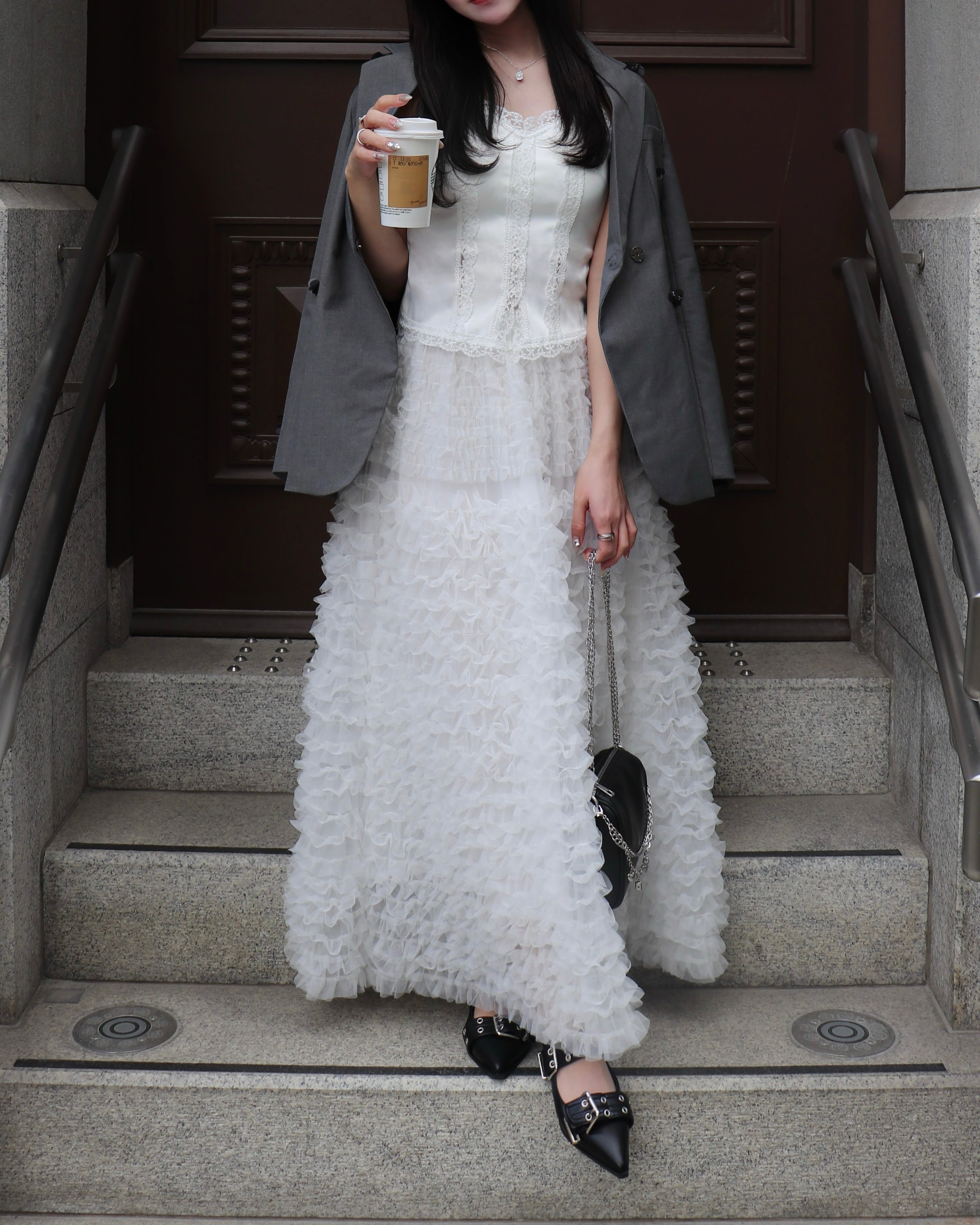 カップ付きサテンレースキャミソール