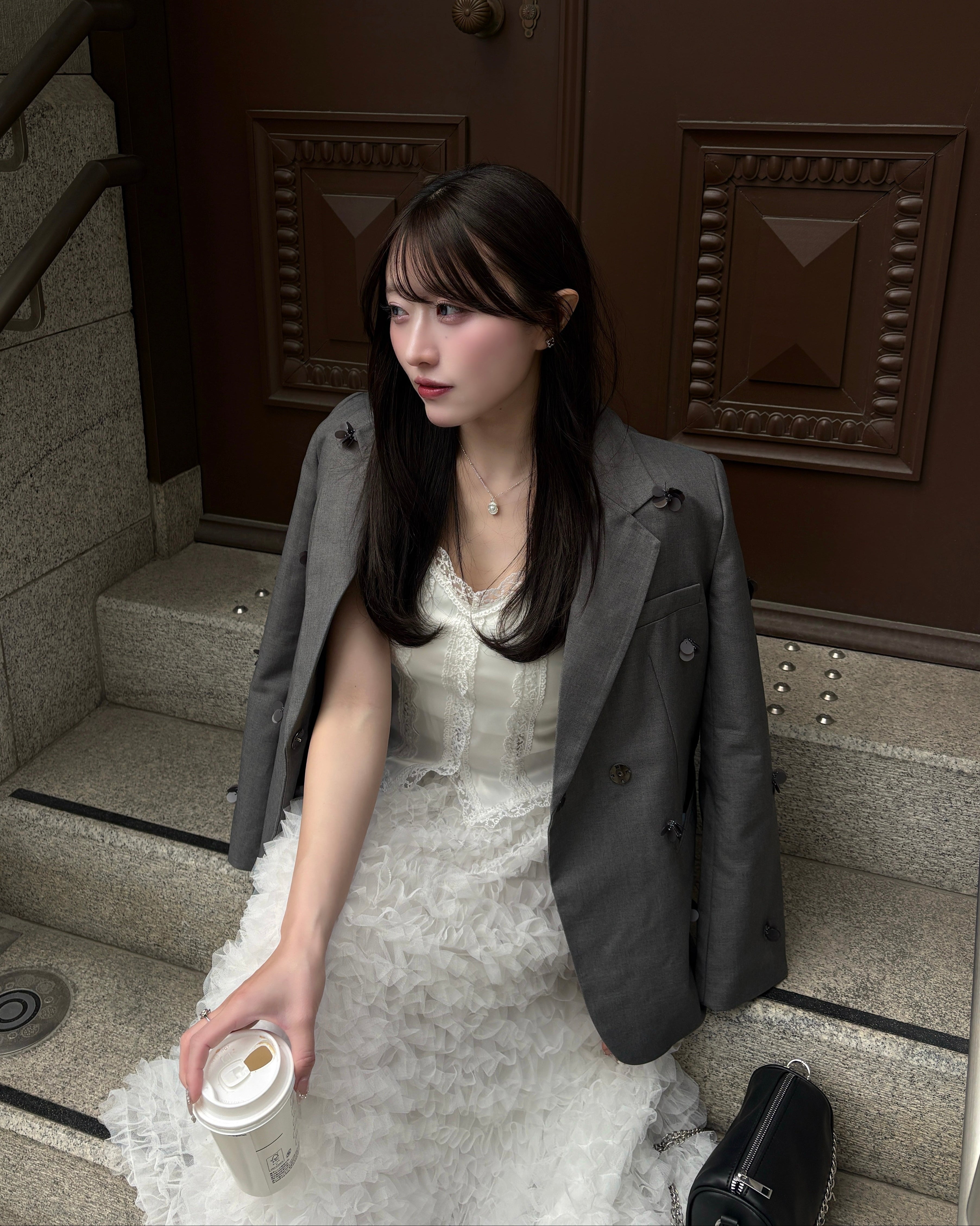 カップ付きサテンレースキャミソール