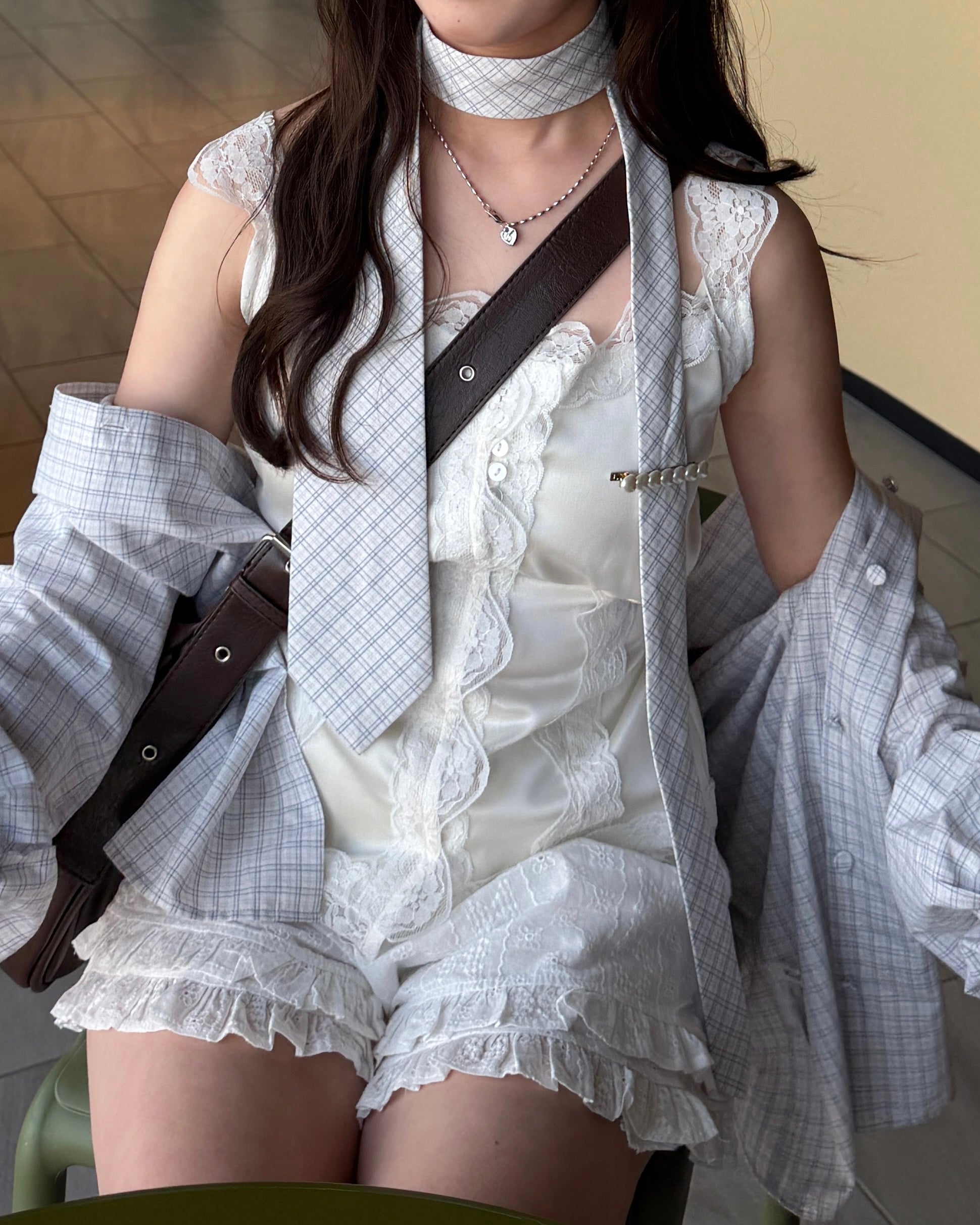 【予約】サテンレースバックリボントップス
