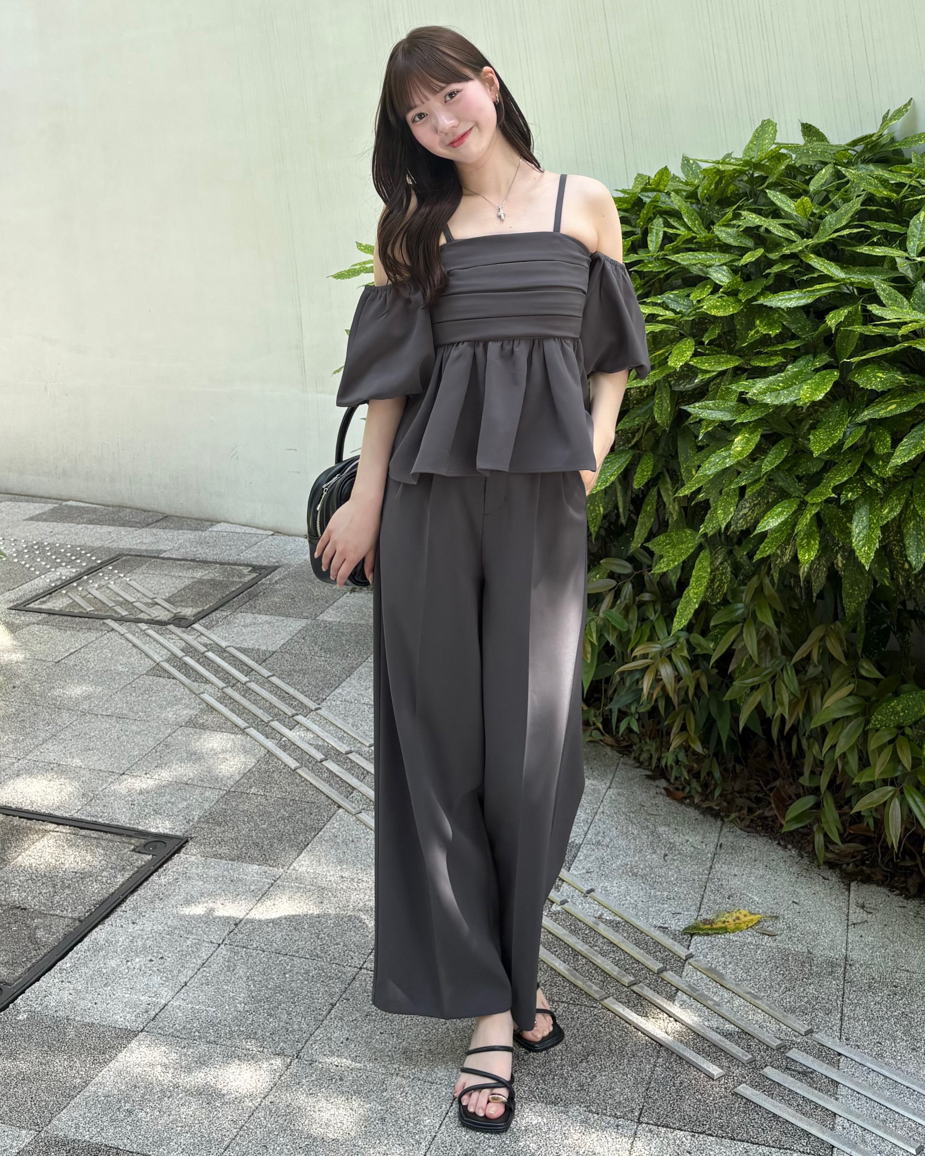Metal ring sandals