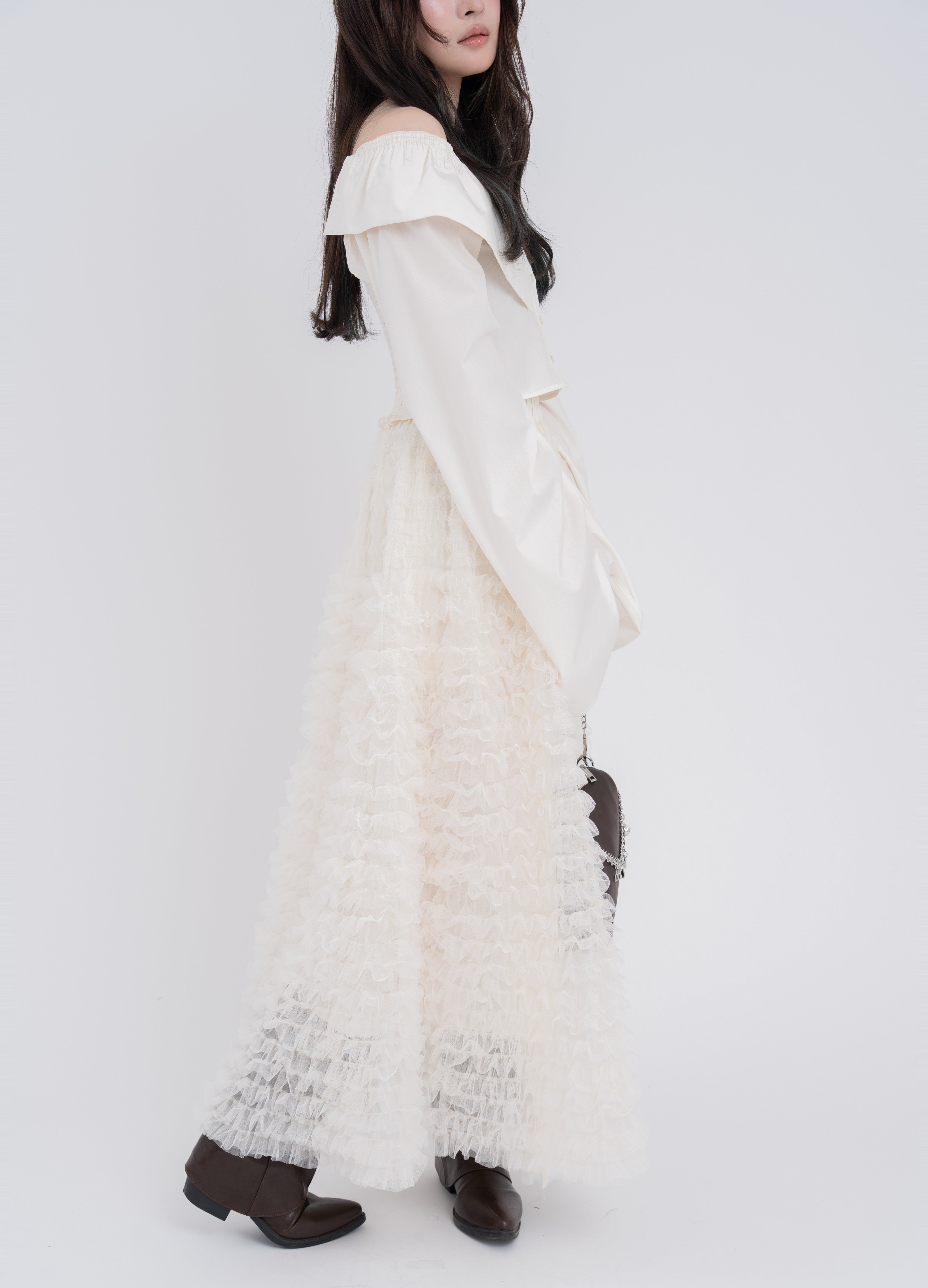ボリュームフリルチュールスカート