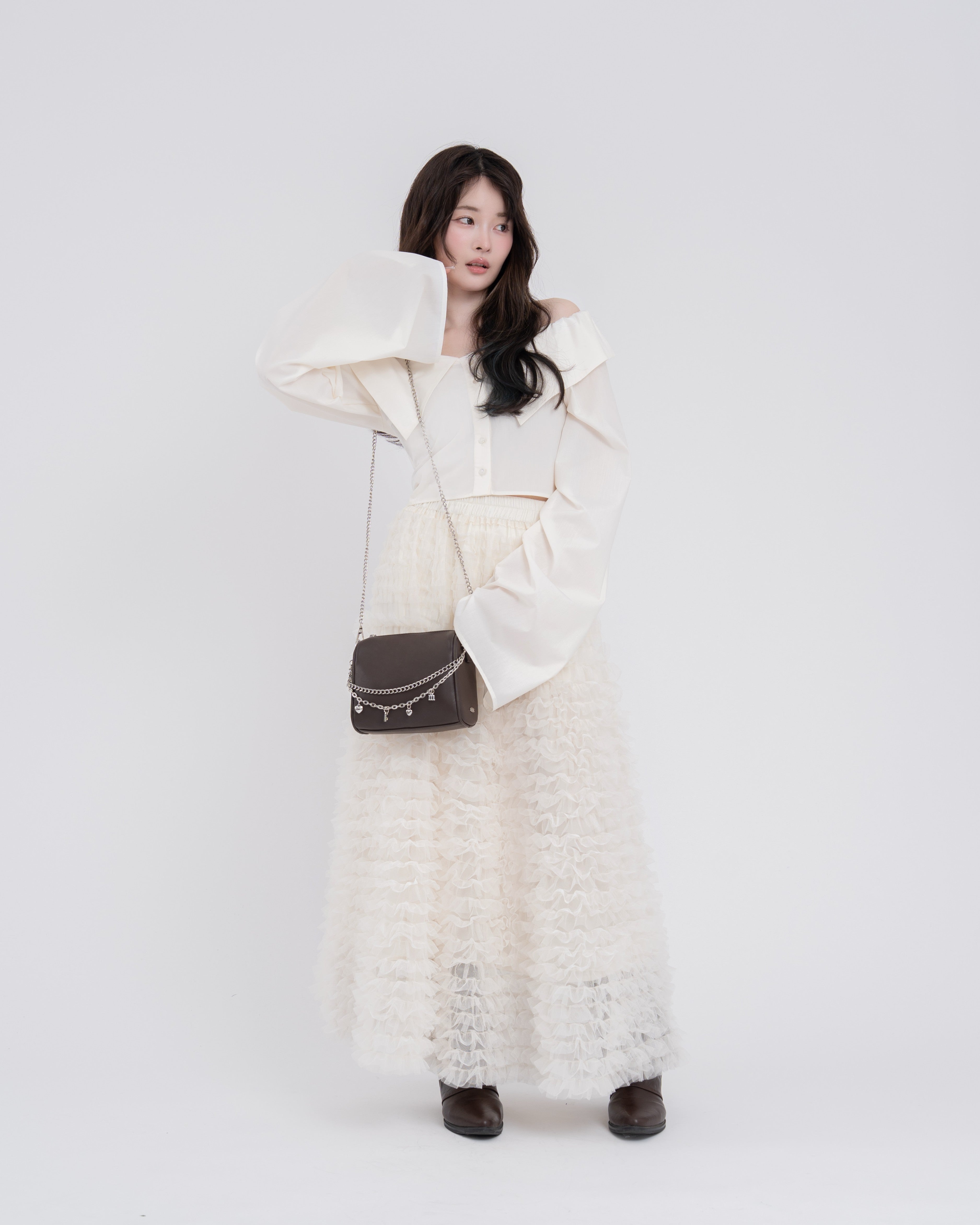 ボリュームフリルチュールスカート