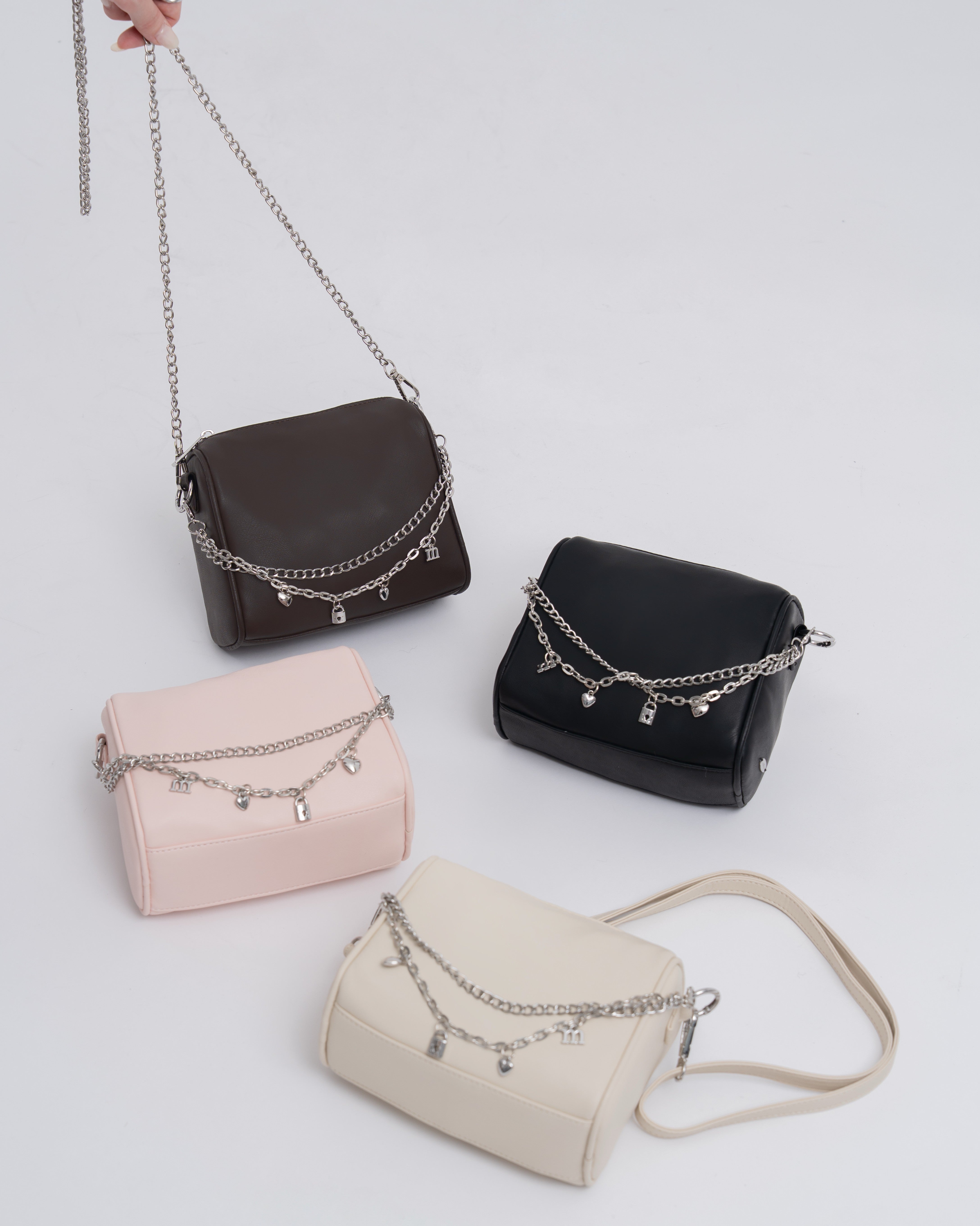 バッグ mokorooon Mochi モチ box shoulder bag[ma-pro-27/black] 鹿革 ボックス