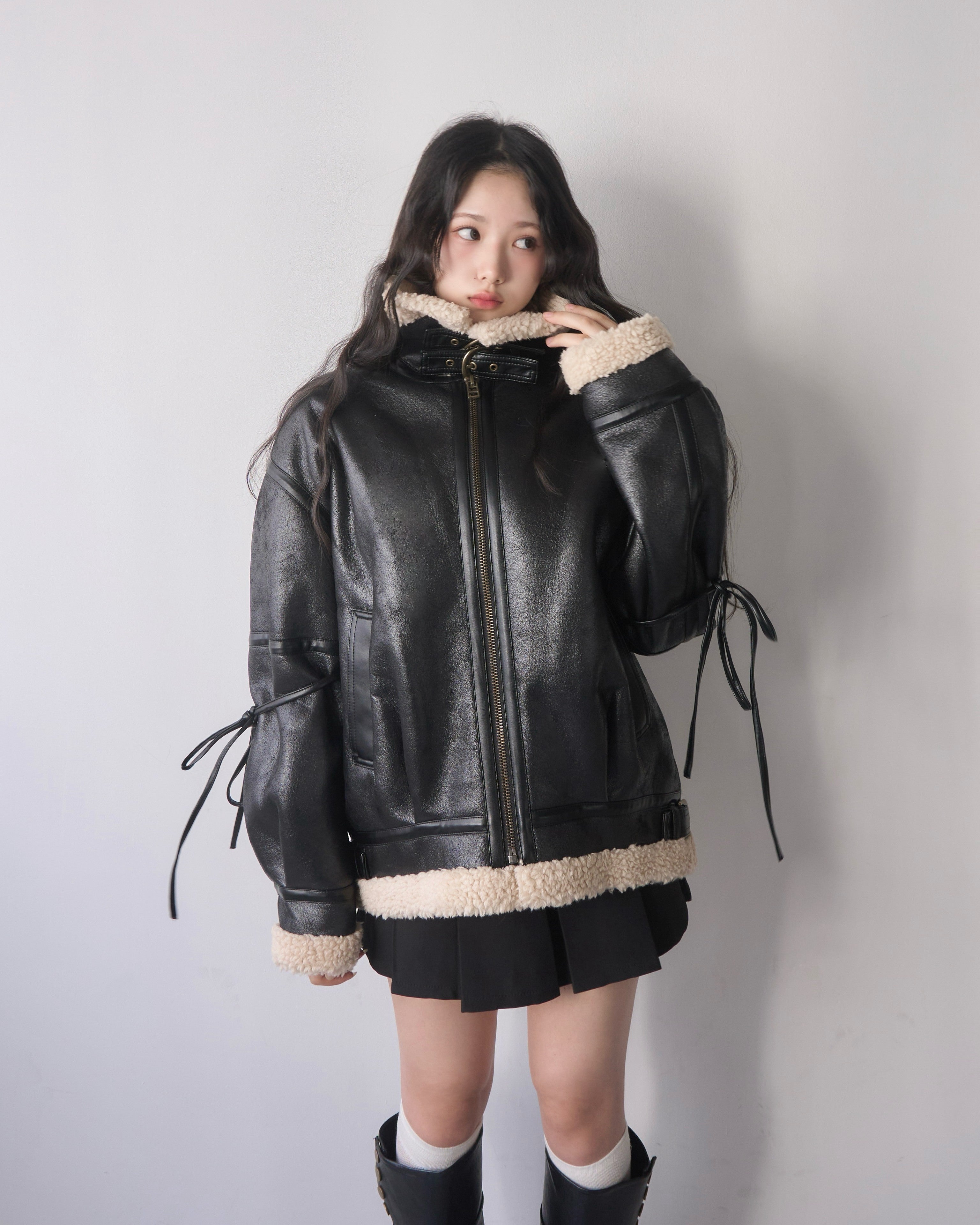 レザーラインボアコート マルチウェイヴィンテージレザーライクベルトボアコート｜MELLOWNEON