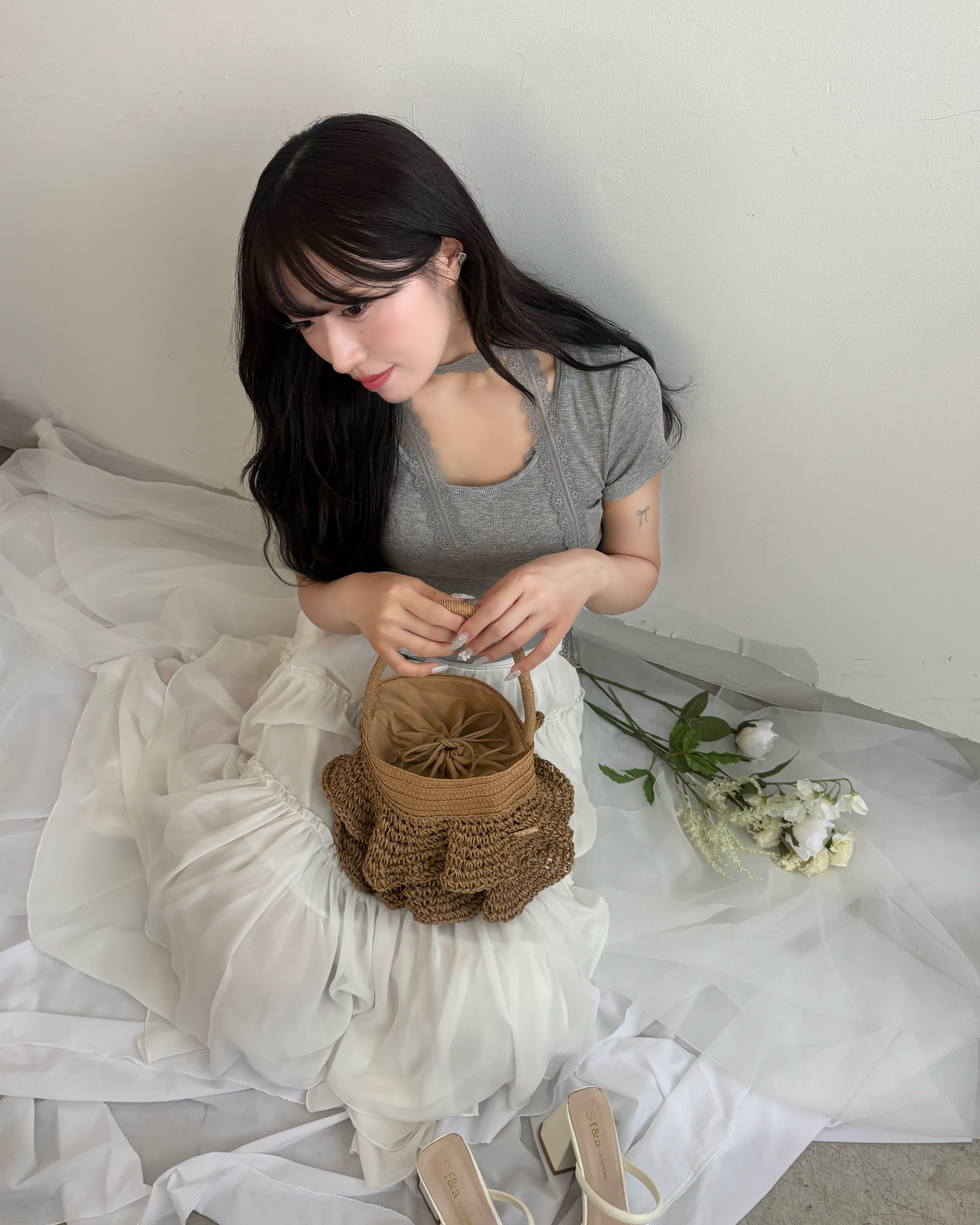 Logo Plate Frilled Basket Bag