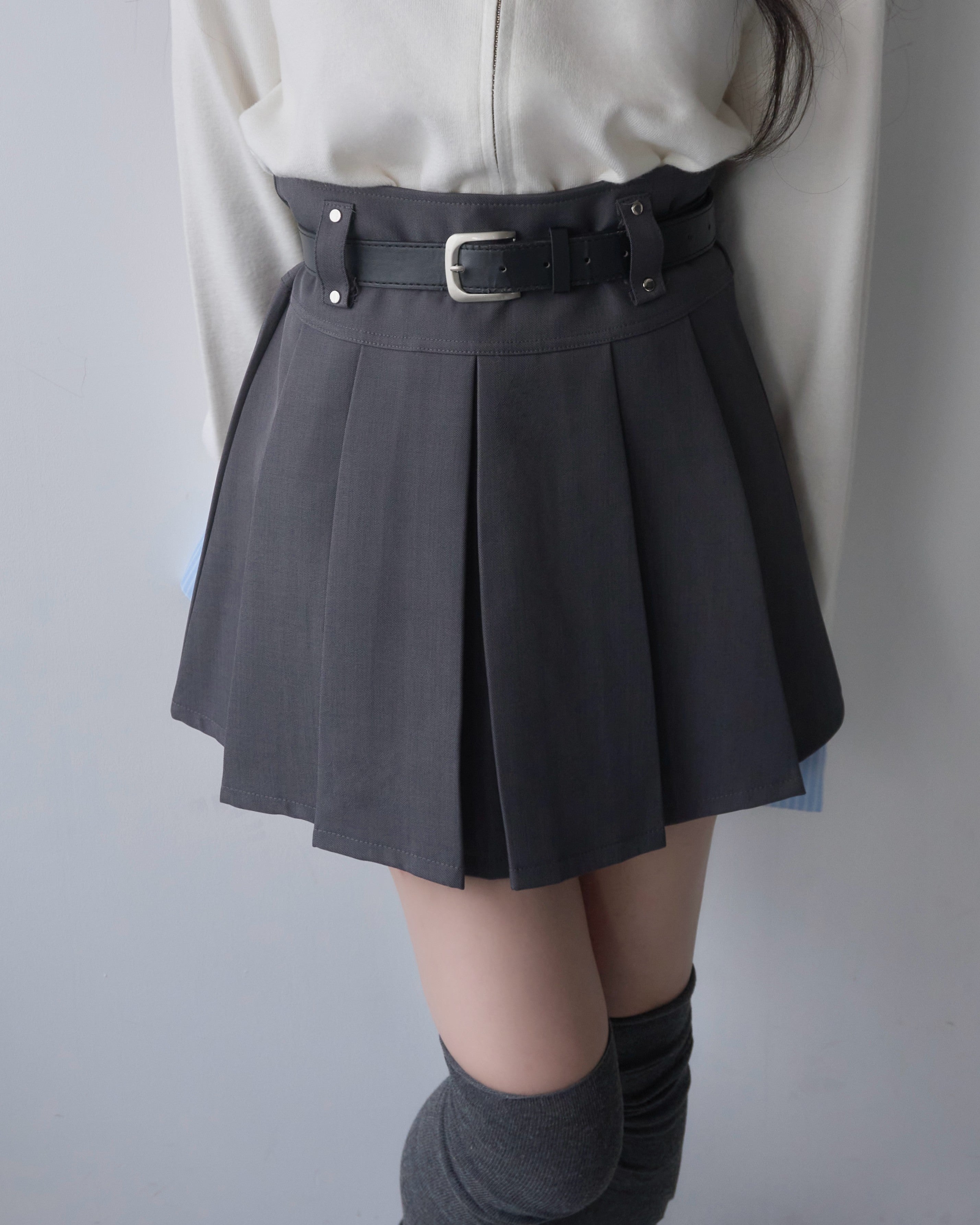 belt set pleated skirt