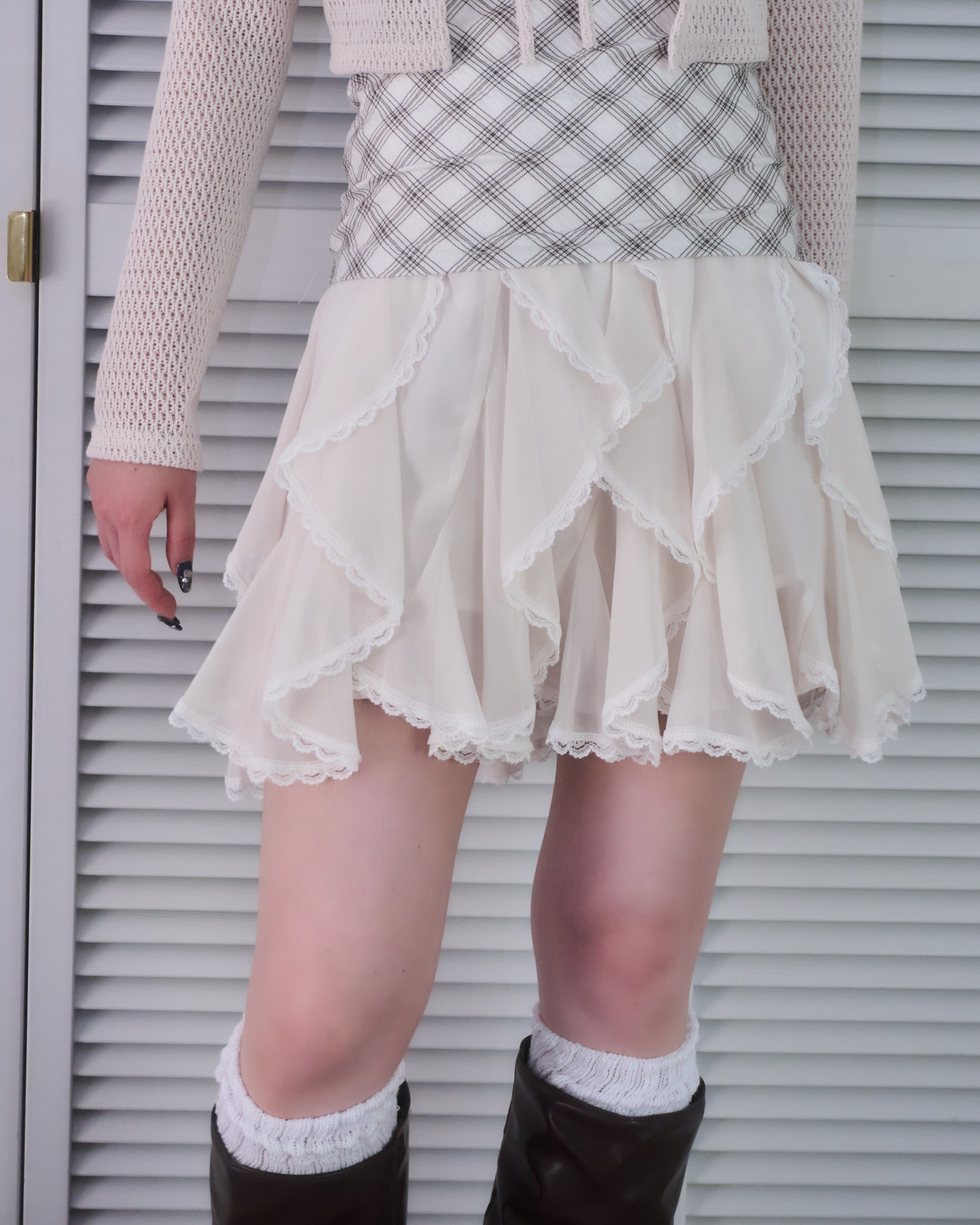 ランダムフリルレースミニスカート