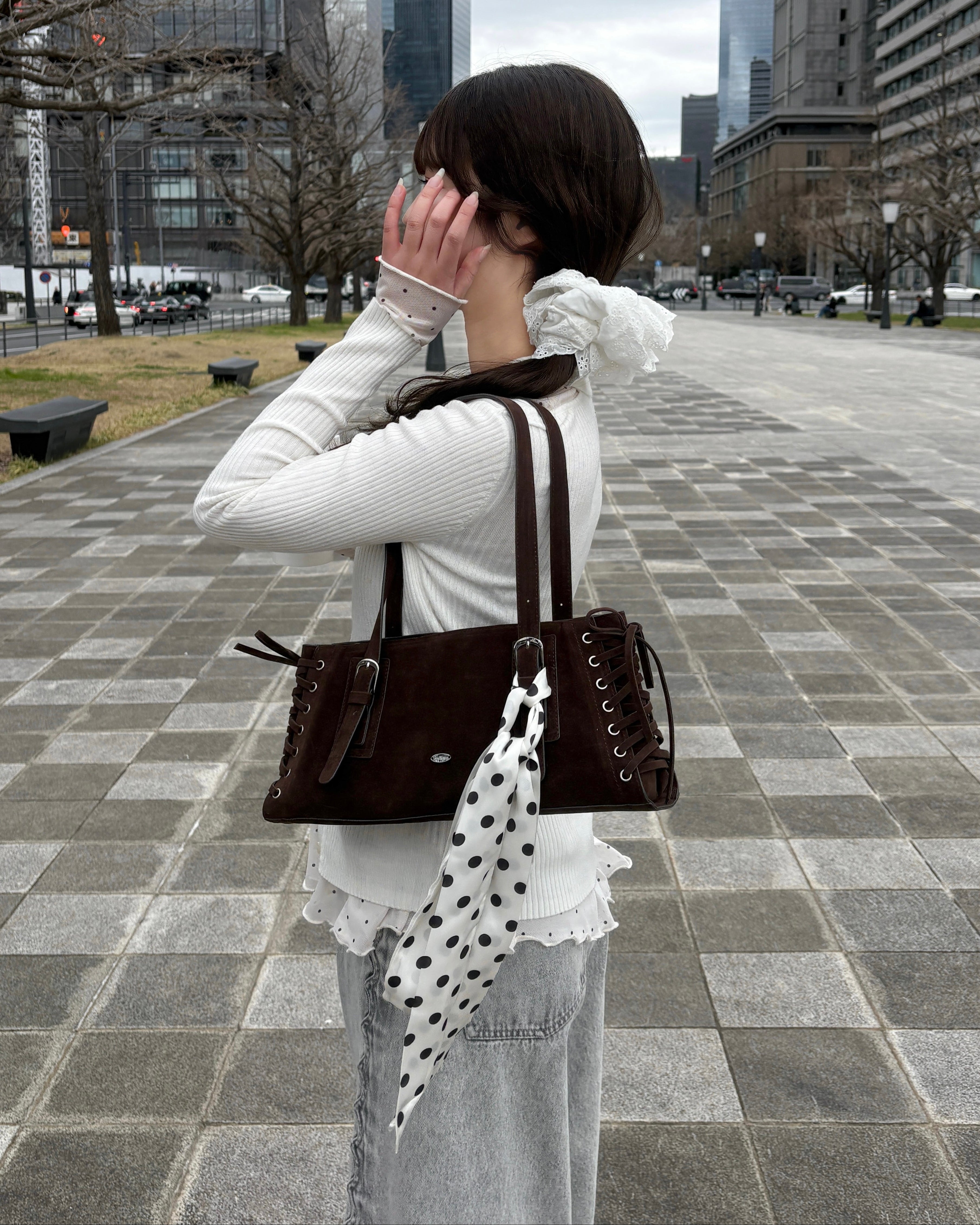 レースアップスウェードライクスクエアバッグ